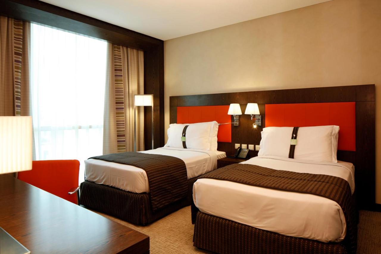 Holiday Inn Meydan By Ihg Riyadh Exterior photo