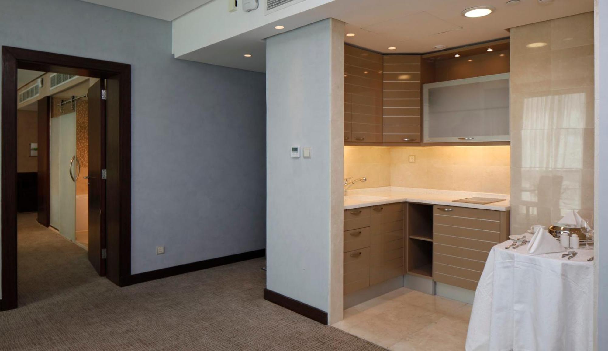 Holiday Inn Meydan By Ihg Riyadh Exterior photo